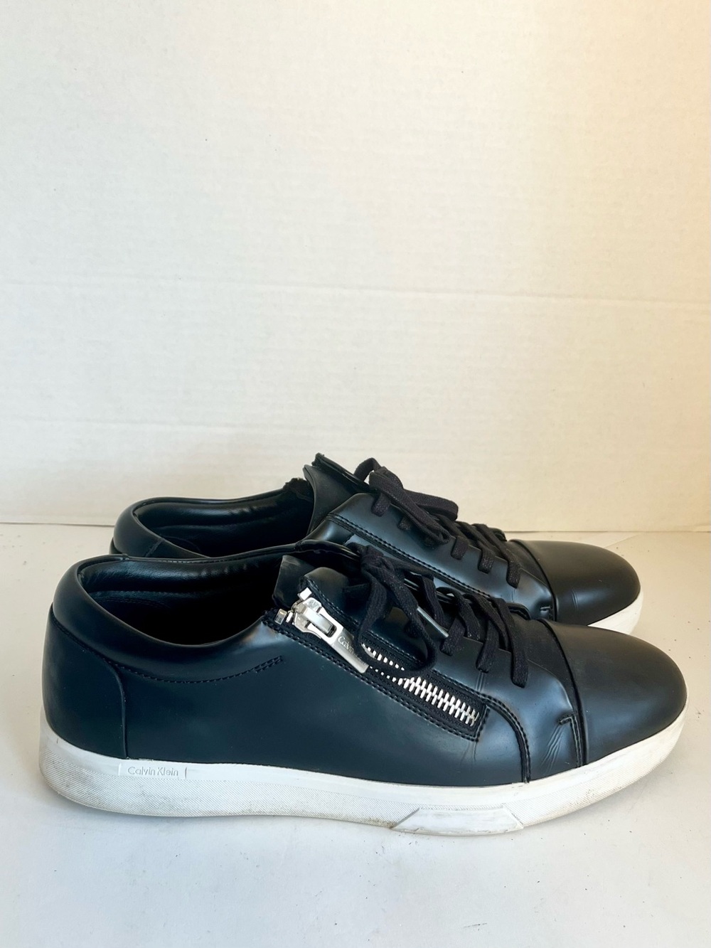 Men's Calvin Klein Ibrahim Box Leather Zip & Tie Black Casual Sneakers (Size 12)